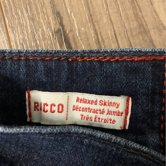 True religion jeans men’s size 28 skinny jeans. - Picture 7 of 8